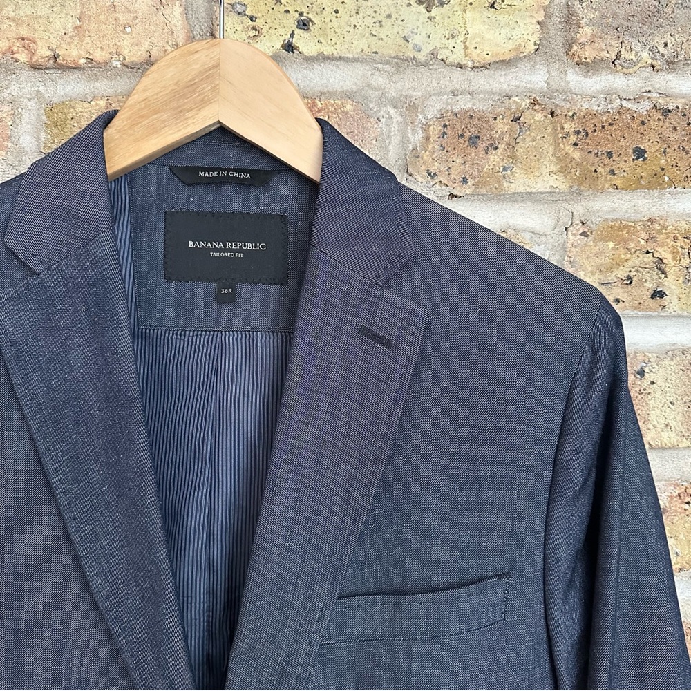Banana Republic Tailored Fit Blue Wool, Linen, and Cotton Jacket - Picture 2 of 8